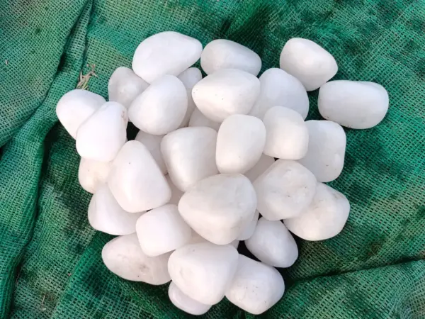 Pure white stone pebbles 25 KG  BAG thumbnail